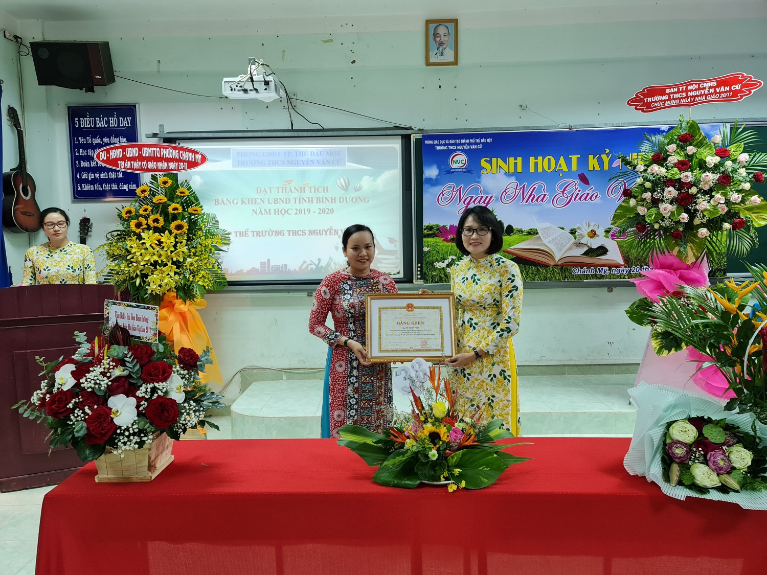 Họp mặt kỷ niệm 38 năm ngày Nhà giáo Việt Nam 20/11/2020