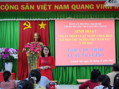Sinh hoạt chi bộ tháng 11/2022 - Sinh hoạt “Ngày pháp luật nước CHXHCN Việt Nam 9/11” năm 2022
