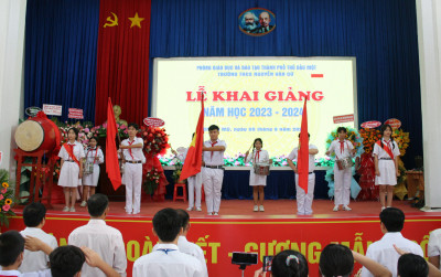 Trường THCS Nguyễn Văn Cừ tổ chức Lễ khai giảng năm học 2023 - 2024