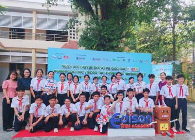 Trường THCS Nguyễn Văn Cừ tham gia ngày hội chuyển đổi số và giáo dục Steam Ngành giáo dục và Đào tạo TP Thủ Dầu Một năm học 2023-2024