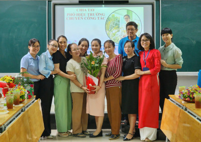 Họp mặt chia tay Phó hiệu trưởng chuyển công tác và chào mừng Phó hiệu trưởng mới năm học 2024-2025