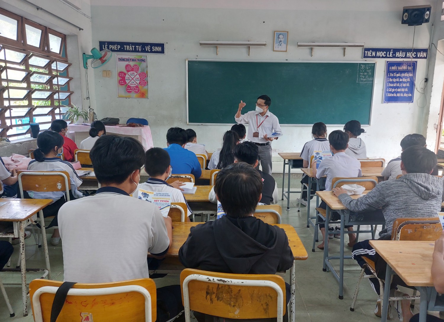 Hướng nghiệp tuyển sinh lớp 10 trường Cao đẳng Việt Hàn - Năm học 2021-2022