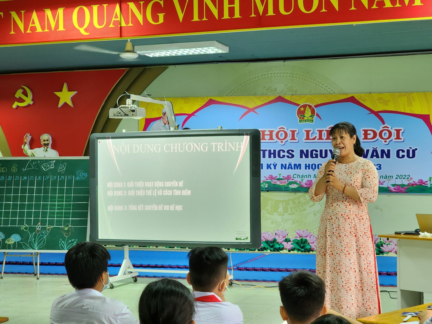 Sinh hoạt chuyên đề "Vui để học toán 6" năm học 2022-2023