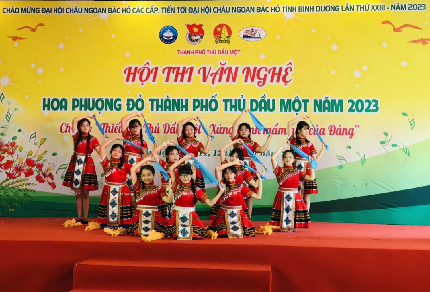 Trường THCS Nguyễn Văn Cừ tham gia Hội thi văn nghệ "Hoa phượng đỏ" thành phố Thủ Dầu Một năm 2023